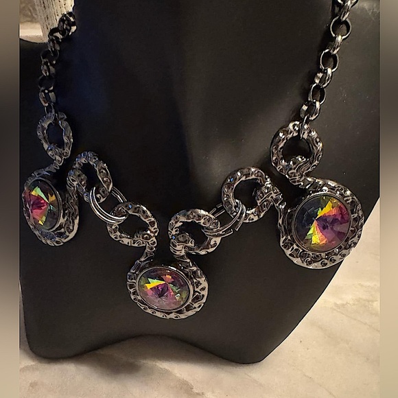 Elegant Silver and Multicolor Necklace and Earring Set hand crafted - Picture 3 of 3